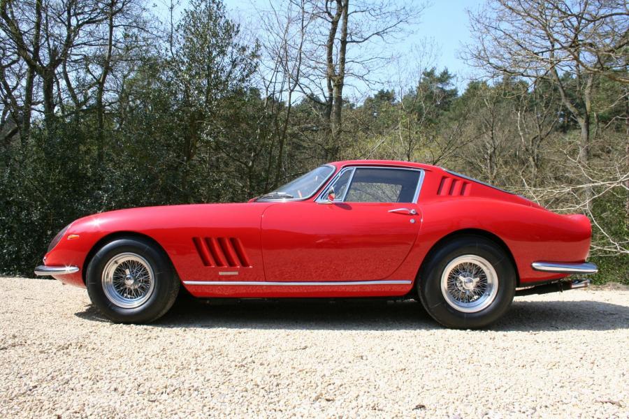  Ferrari 275 GTB/4 1967 года  (фото 25 из 38)
